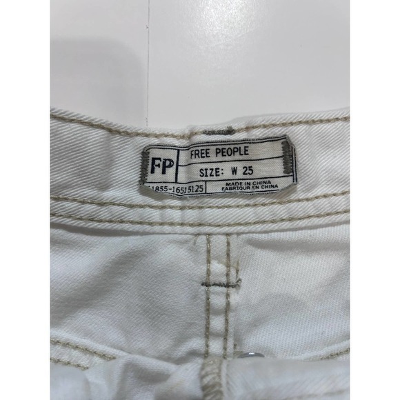 Free People Cut Off Shorty Shorts 25 Button Fly White Feminine Boho Festival - Picture 5 of 10